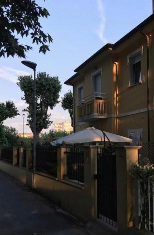 רימיני Villa Grazia מראה חיצוני תמונה