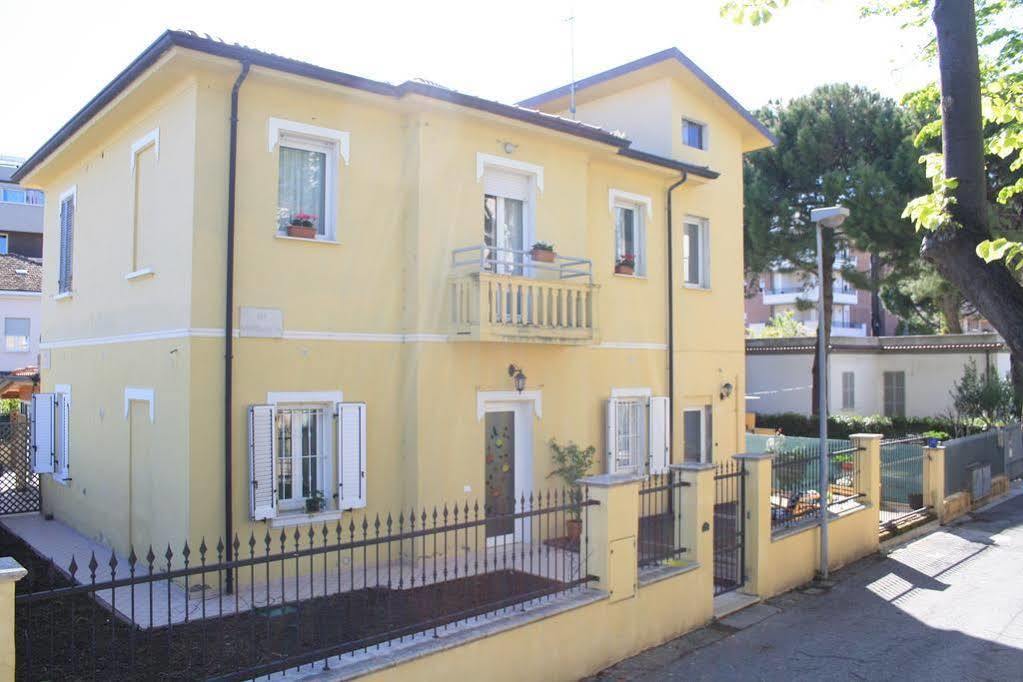 רימיני Villa Grazia מראה חיצוני תמונה