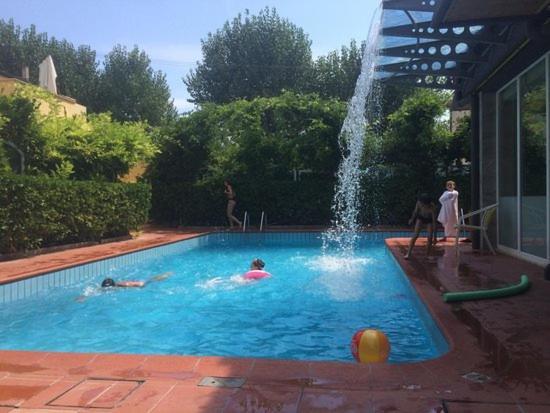 רימיני Villa Grazia מראה חיצוני תמונה